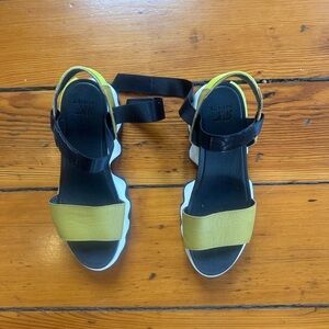 Sorel Yellow Black White Platform Sandals
